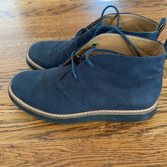 womens desert boots size 5
